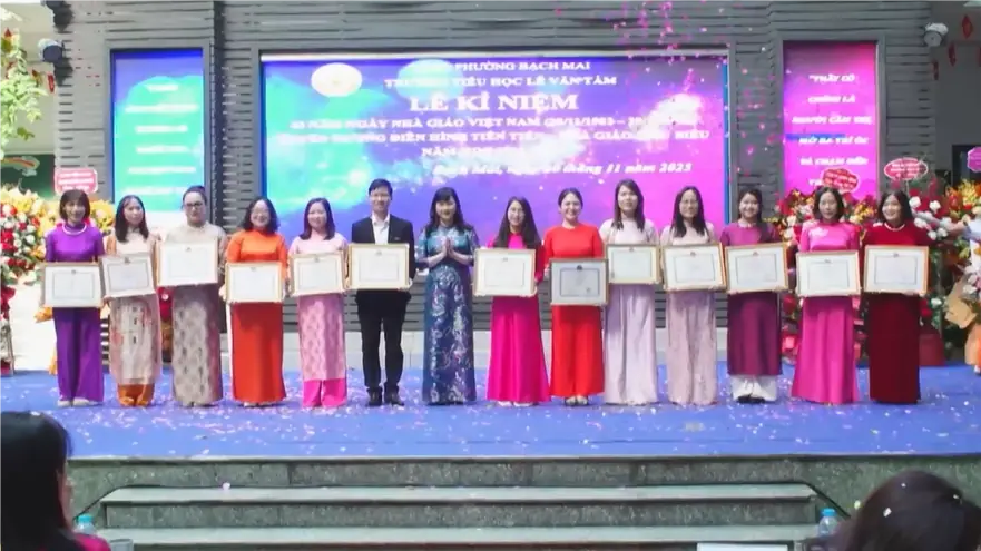 Tiểu học Lê Văn Tám tôn vinh nhà giáo tiêu biểu